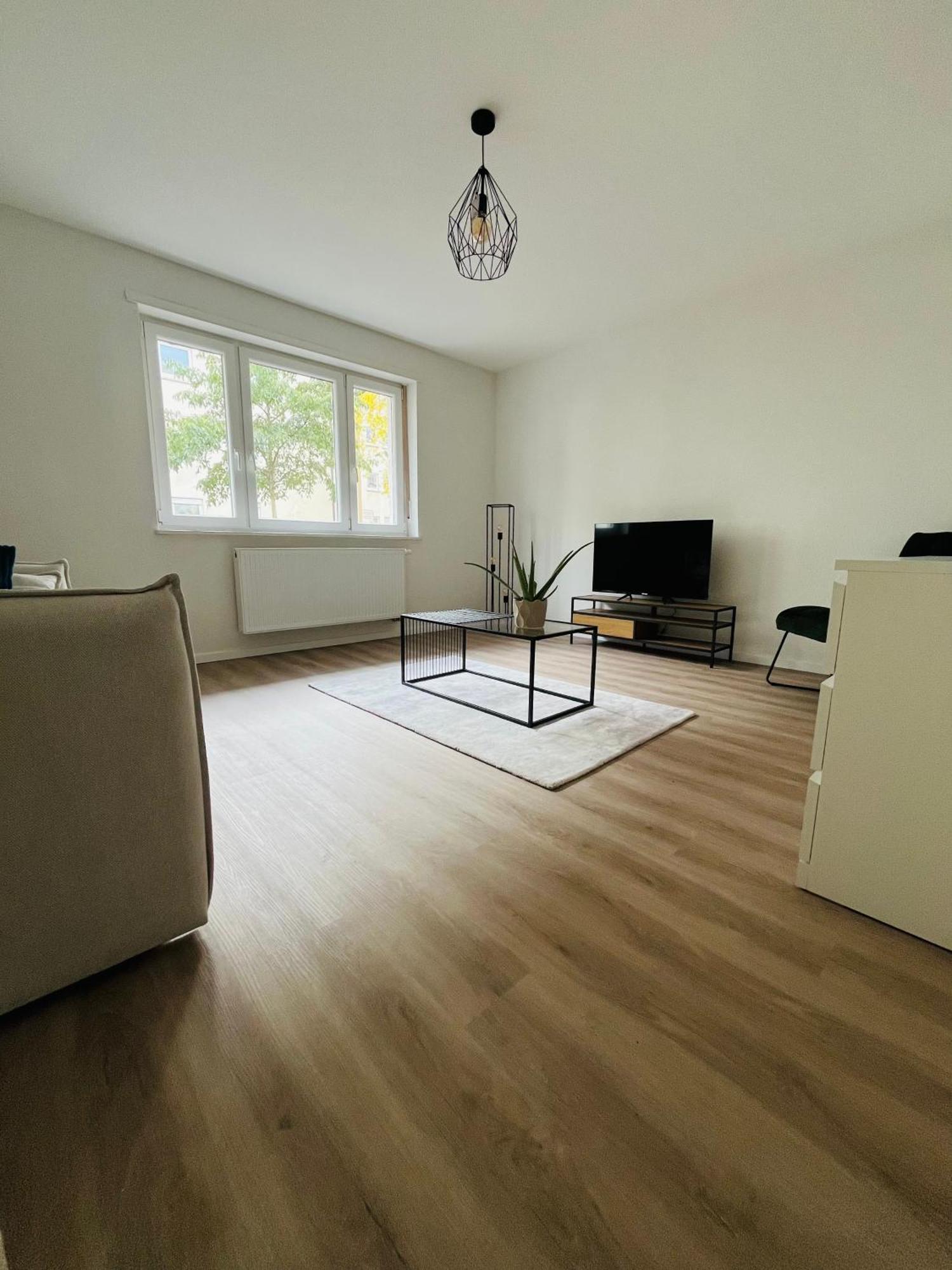 Black Forest City Apartment Mit Kostenlosem Parkplatz Friburgo de Brisgovia Exterior foto